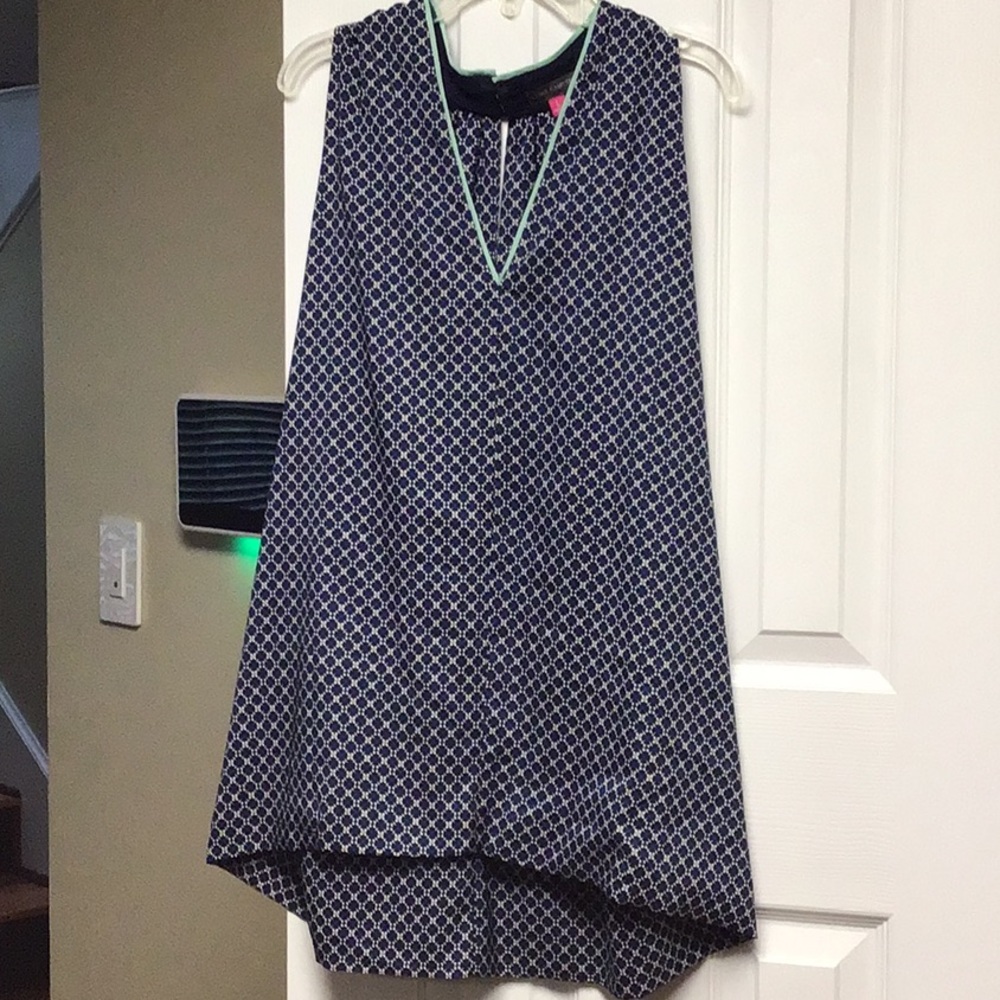 NWT VINCE CAMUTO top
